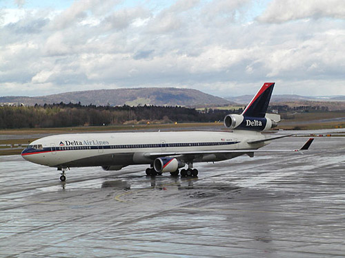 McDonnell Douglas MD-11
