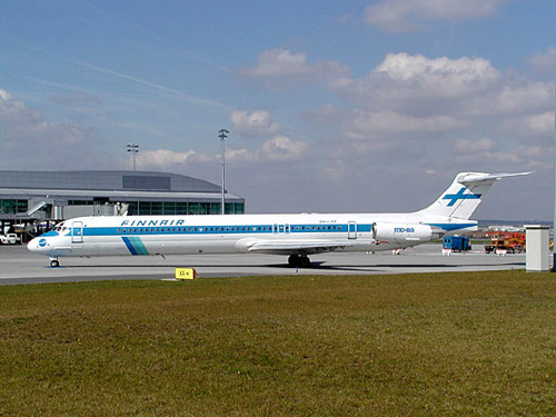 McDonnell Douglas MD-83