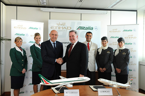 Podpis dohody o code sharingu mezi Alitalia a Etihad Airways