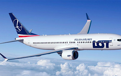 LOT Polish Airlines - Boeing 737 MAX 8
