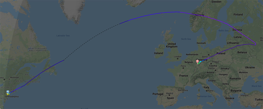Trasa dnešního letu UA48 společnosti United Airlines z New Yorku do Bombaje (zdroj: Flightradar24)