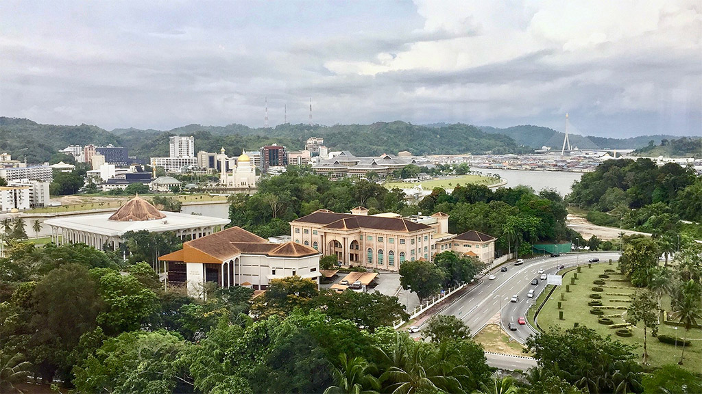 Pohled na hlavní město Bruneje, Bandar Seri Begawan (foto: Zulfadli51/Wikimedia Commons - CC BY-SA 4.0)
