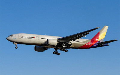 Asiana Airlines - Boeing 777-200ER (foto: N509FZ/Wikimedia Commons - CC BY-SA 4.0)