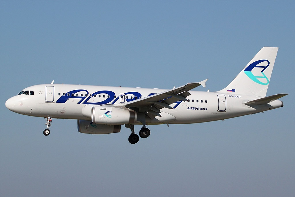 Adria Airways - Airbus A319 (foto: Peter Bakema/Wikimedia Commons - GFDL 1.2)