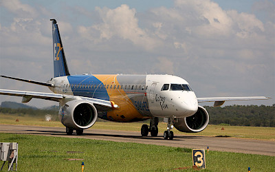 Embraer E190-E2 v barvách brazilského výrobce (foto: Embraer)