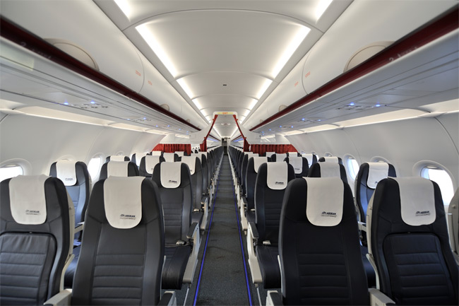 Aegean Airlines - kabina pro cestující