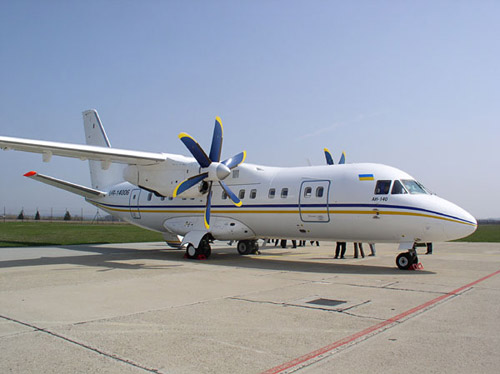 Aeromost - Antonov An-140