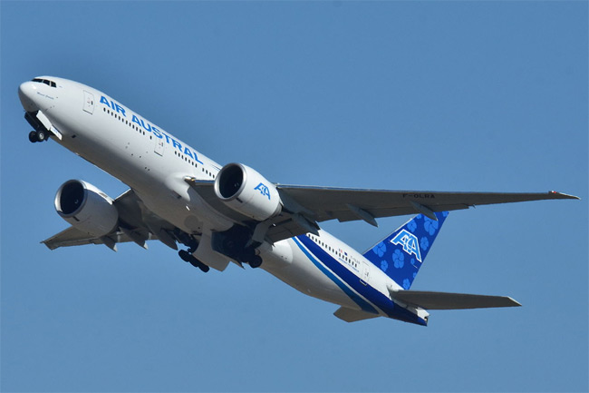 Air Austral - Boeing 777-200LR