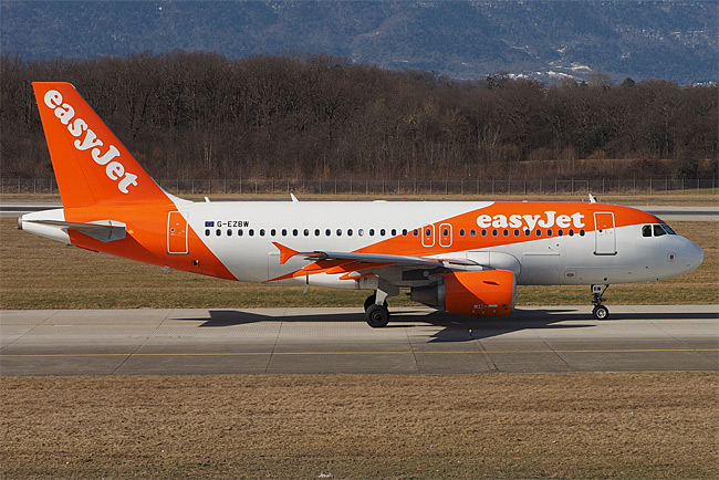 easyJet - Airbus A319 - nové barvy