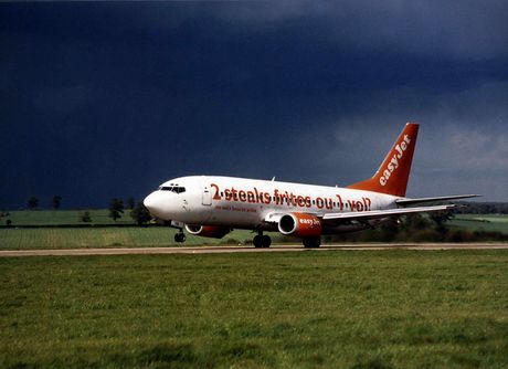 easyJet - Boeing 737-700