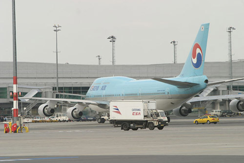 Korean Air - Boeing 747-400