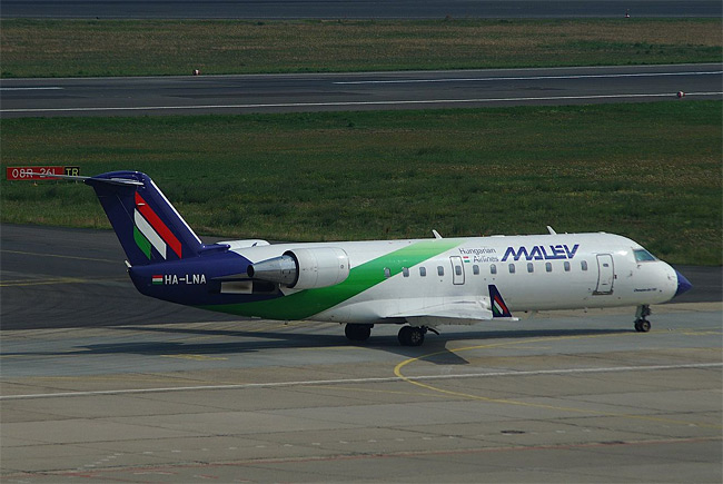 Malév - CRJ200 - HA-LNA