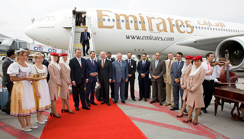 První přílet Emirates do Prahy - Skupinové foto
