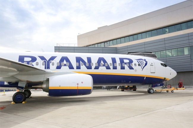 Ryanair 450. Boeing 737-800