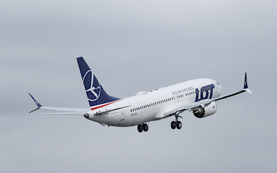 LOT Polish Airlines - Boeing 737 MAX 8