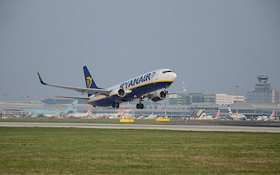 Ryanair - Boeing 737-800 - Praha