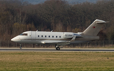 Başaran Holding - Canadair CL-604 Challenger (TC-TRB)
