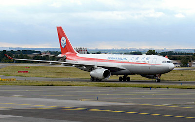 Sichuan Airlines - Airbus A330