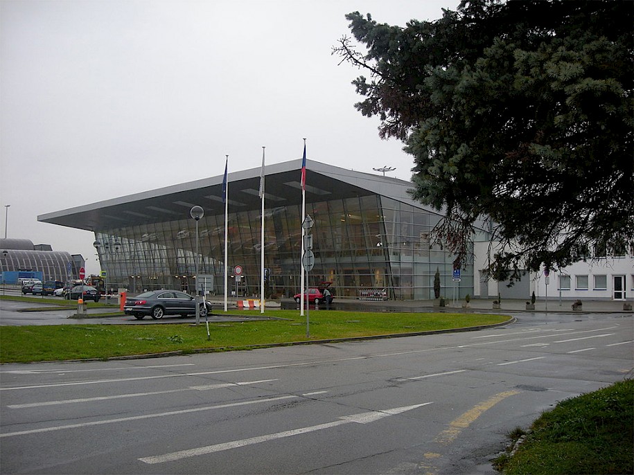 Odbavovací hala mezinárodního Letiště Leoše Janáčka Ostrava (foto: flyJacob/Wikimedia Commons - Public Domain)
