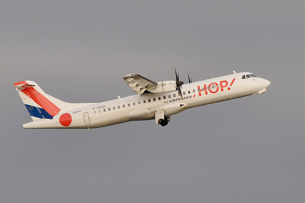 ATR 72-500 společnosti Airlinair v barvách HOP! (foto: Eric Salard/Wikimedia Commons - CC BY-SA 2.0)