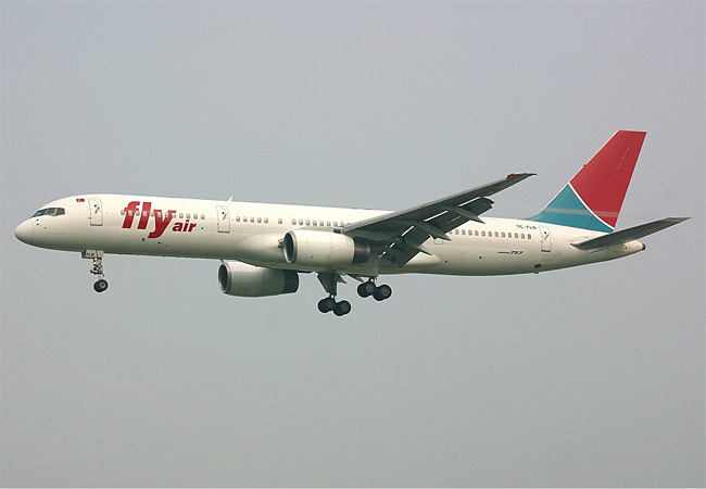 Fly Air - Boeing 757