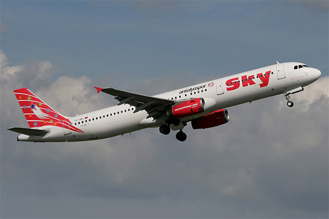 Sky Airlines - Airbus A321
