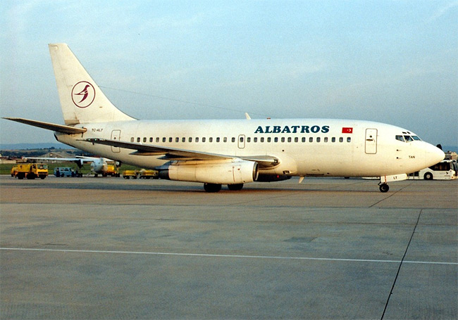 Albatros Airlines - Boeing 737-200