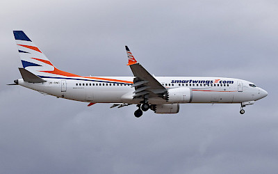 Boeing 737 MAX 8 společnosti Smartwings (foto: Alan Wilson/Wikimedia Commons - CC BY-SA 2.0)