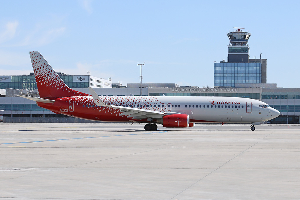 Rossiya Airlines - Boeing 737-800 (foto: Letiště Praha)