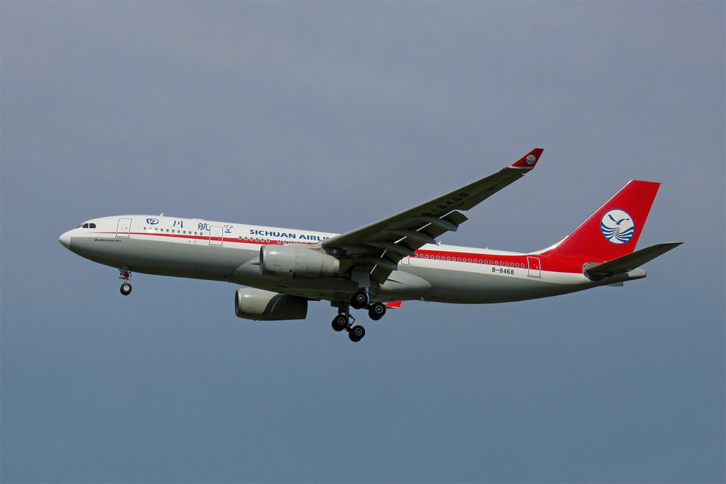 Airbus A330-200 společnosti Sichuan Airlines (foto: N509FZ/Wikimedia Commons - CC BY-SA 4.0)