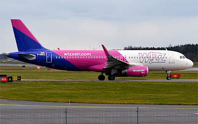 Airbus A320 britské pobočky Wizz Air UK (foto: Anna Zvereva/Wikimedia Commons - CC BY-SA 2.0)