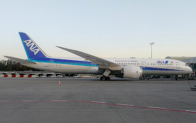 Boeing 787-9 Dreamliner  společnosti ANA - All Nippon Airways na ruzyňském letišti (foto: Centaureax)