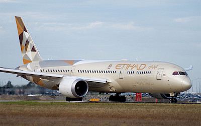 Etihad Airways - Boeing 787-9 Dreamliner (foto: BriYYZ/Wikimedia Commons - CC BY-SA 2.0)