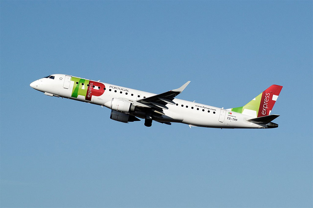 TAP Express - Embraer 190 (foto: Dylan Agbagni/Wikimedia Commons - CC0 1.0)