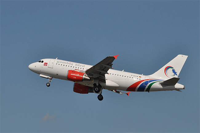 Flotilu Gambia Bird zatím tvoří jeden Airbus A319 (foto: Gambia Bird)