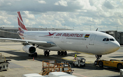 Airbus A340-300 společnosti Air Mauritius na pařížském letišti Charlese de Gaulla (foto: Citizen59/Wikipedia Commons - CC BY-SA 2.0)